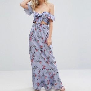 Boohoo Petite Bardot Tie Front Maxi Dress